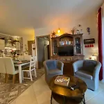 Residenza I Ginepri Feriehus Domus De Maria